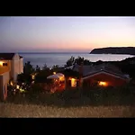 Mounda Hotel apartamentowy 3*