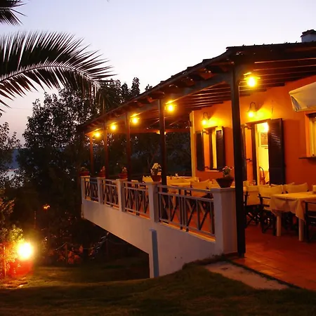 Mounda Hotel apartamentowy 3*