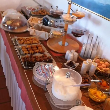 Lägenhetshotell Mounda 3*