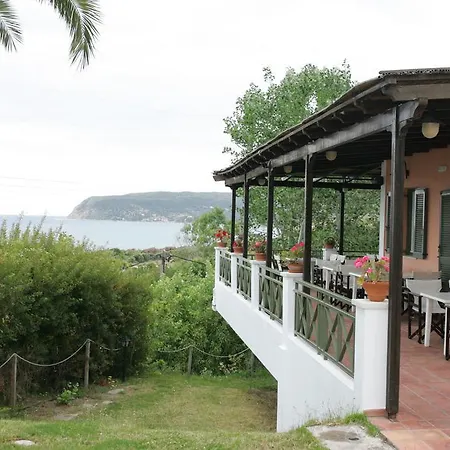 Mounda Lägenhetshotell