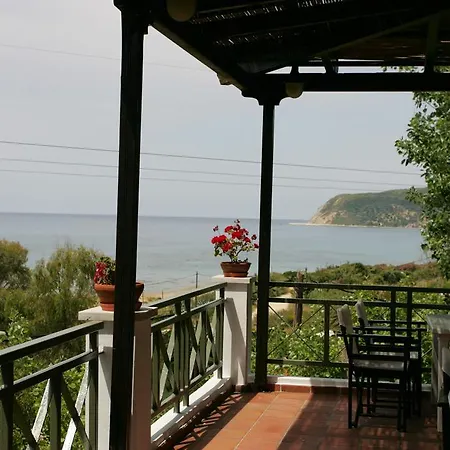 Mounda Lägenhetshotell 3*