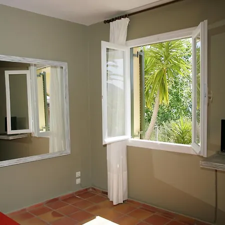 Апарт-отель Mounda