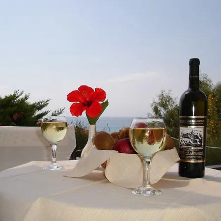 Mounda Aparthotel 3*