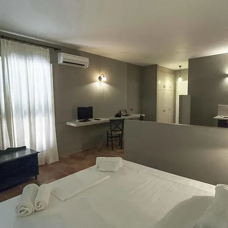 Mounda Aparthotel