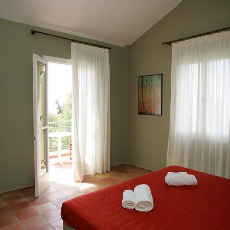 アパートホテル Mounda Skala (Kefalonia)